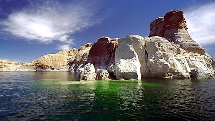 11-Day Bus Tour to Las Vegas, Grand Circle National Parks, Disneyland/San Diego, Universal Studios from Los Angeles