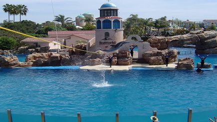 7-Day San Francisco, Yosemite, Grand Canyon West (Skywalk), Sea World Tour from Las Vegas **Stay One Night inside West Grand Canyon**