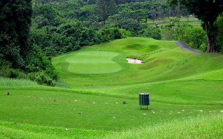 Tour de golf por Hawaii (18 años) **Incluida la entrada al campo y el carrito de golf** Tour de golf por Hawaii (18 años) **Incluida la entrada al campo y el carrito de golf**