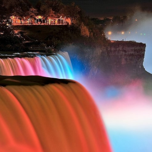 Package Tours Of Niagara Falls Come To Life In Winter
