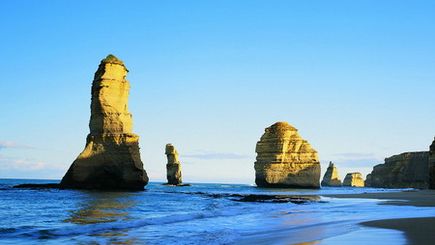 Spectacular South Island with Cairns, The Outback, Melbourne & Sydney