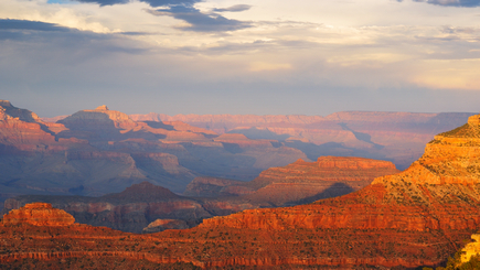 1-Day Bus Tour to Grand Canyon West (Skywalk) with Lunch from Las Vegas