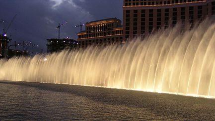 4-Day Bus Tour Package to Skywalk (Grand Canyon West), Las Vegas from Los Angeles