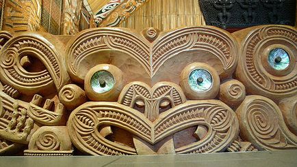New Zealand Explorer with Cairns, The Outback & Sydney