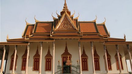 Flavors of Vietnam & Cambodia with Phnom Penh, Luang Prabang & Chiang Mai Flavors of Vietnam & Cambodia with Phnom Penh, Luang Prabang & Chiang Mai