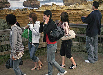 Why Take A Package Tour On Your Own? Travel With A Group!