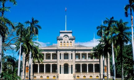 Half Day Oahu Tour to Pacific Aviation Museum and USS Arizona