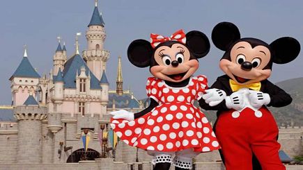8-Day Bus Tour to Las Vegas, Antelope Canyon, Lake Powell, Disneyland/San Diego and Universal Studios from Los Angeles