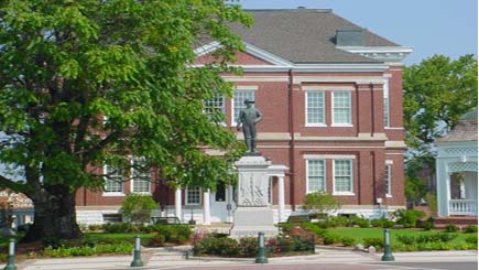 4-Day Bus Tour to Tennessee Rock City and Virginia from Boston