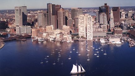 8-Day Bus Tour Package from Boston to U.S. and Canada East Coast with Airport Transfers