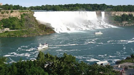 2-Day Niagara Falls & Outlet Shopping Bus Tour 2-Day Niagara Falls & Outlet Shopping Bus Tour