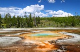4-Day Yellowstone Bus Tour Package with Jackson Hole & Grand Teton