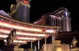 8-Day Bus Tour Package to Las Vegas, Grand Canyon West (Skywalk), Three Theme Parks from Los Angeles - 3 nights in Las Vegas (with LAX airport transfers)