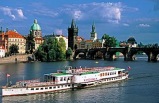 Prague Lunch Cruise - With Transportation