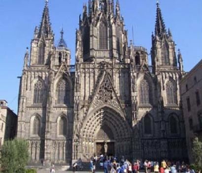 2 Hours of La Rambla & The Gothic Quarter Walking Tour in Barcelona